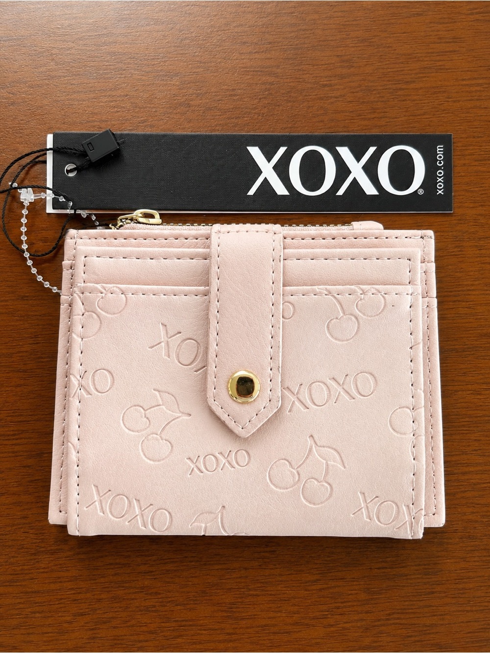 💕XOXO Blush Pink Card Holder – Cherry & XOXO Embossed Design 🍒